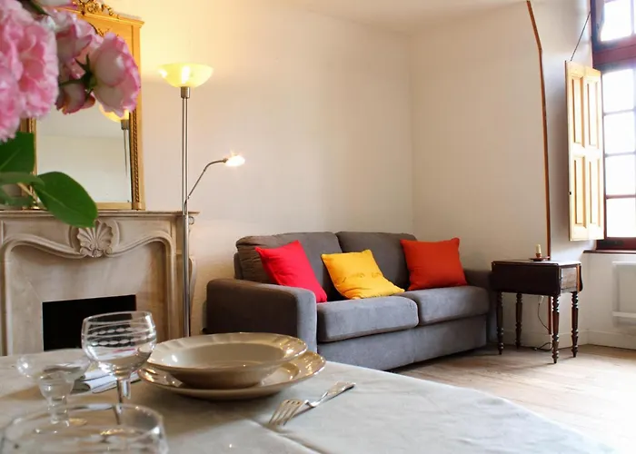 Medieval Au Coeur Du Village, Proche Commerces - Fr-1-489-605 * Hérisson