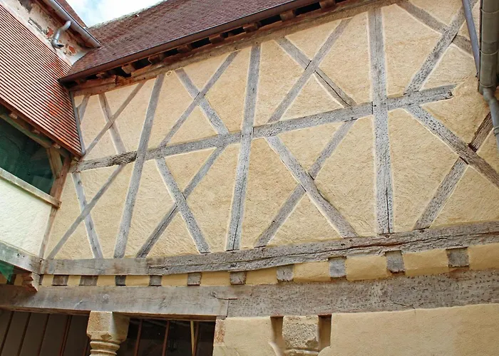 Daire Medieval Au Coeur Du Village, Proche Commerces - Fr-1-489-605 *